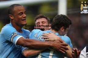 问鼎娱乐-桑乔转会风云再起，尤文图斯拖延引发连锁反应，多特蒙德伺机而动